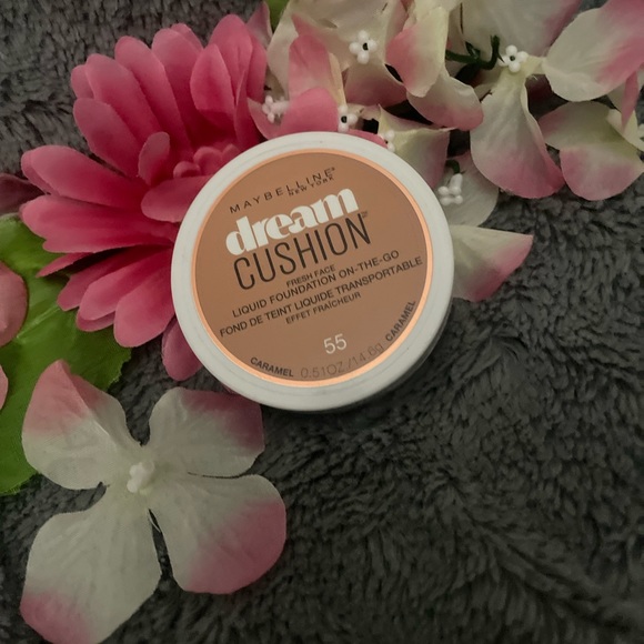 ⚜️3/$25⚜️NWT MAYBELLINE DREAM CUSHION-55 CARAMEL 💋 - Picture 5 of 6